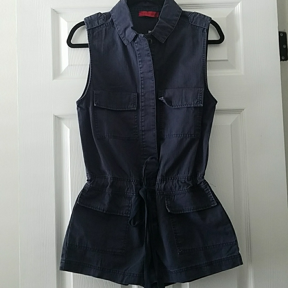 ❤SOLD❤ NEW Super cute shirts romper.